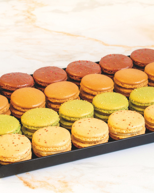 Tradition Macarons – 24 pieces