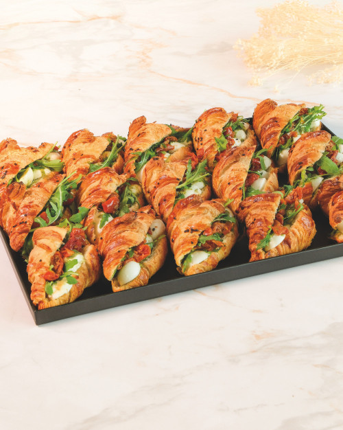 Mozzarella Croissants – 15 pieces